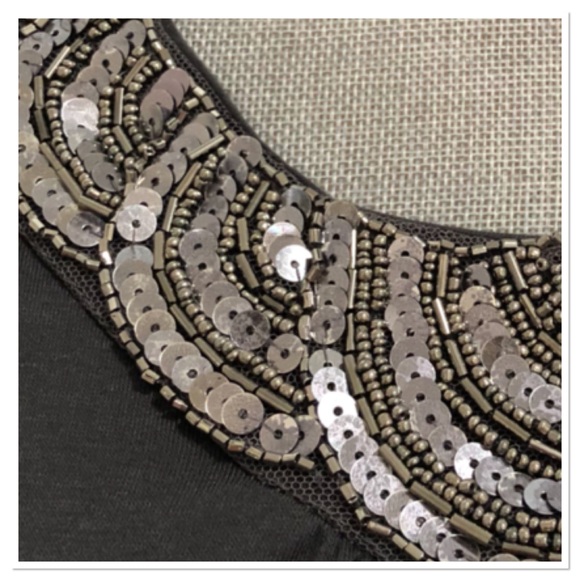 Top with sequins - Picture 4 of 4